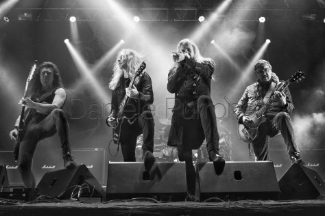 L'assalto frontale dei Saxon